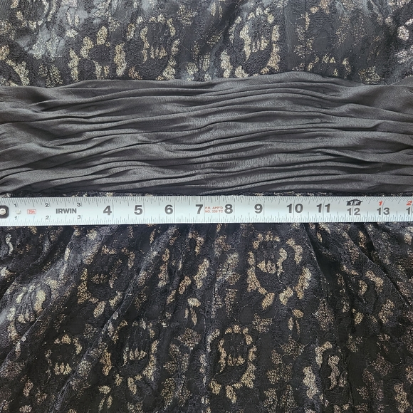 💖LE CHÂTEAU dress - Picture 4 of 14